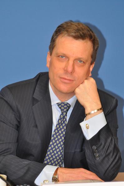 Axel Hölzer Vorstandsvorsitzender Marseille-Kliniken AG 